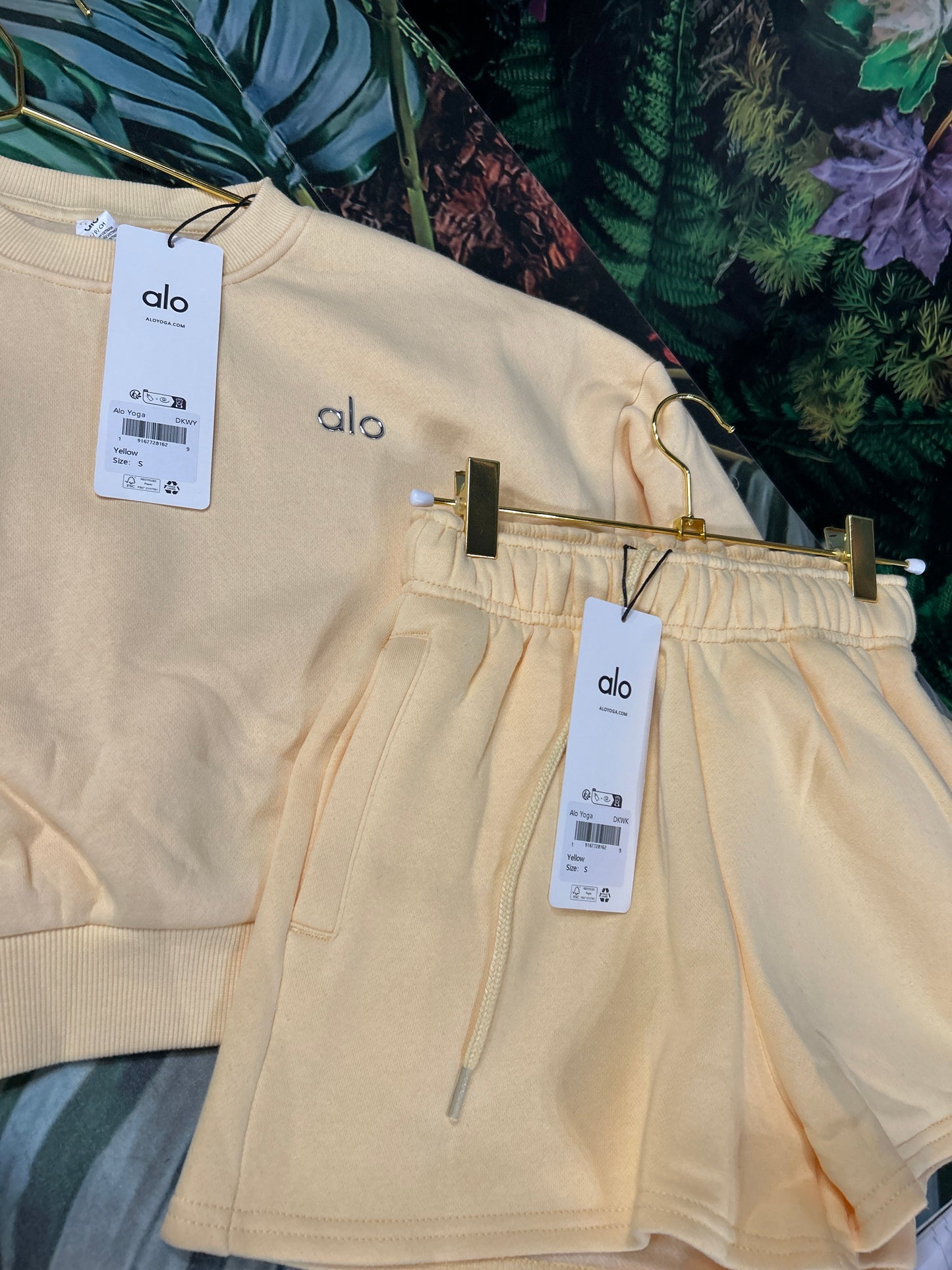 Yellow short set