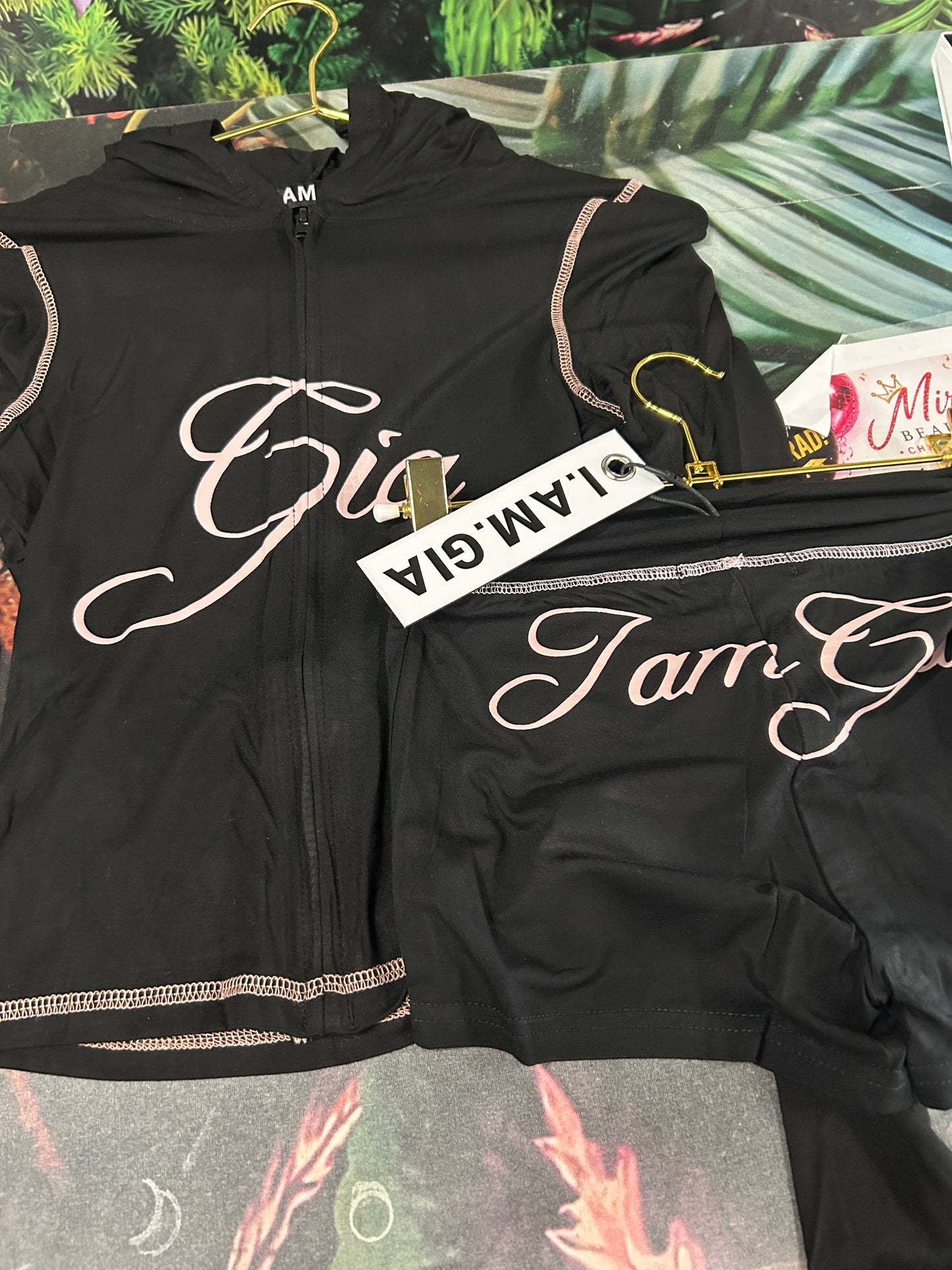 Black/Pink I am Gia set